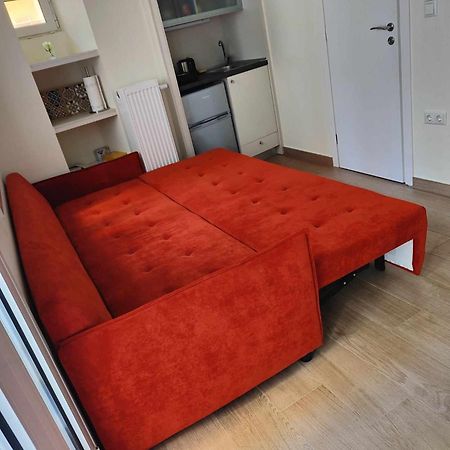 Litseli Apartment Атина Екстериор снимка