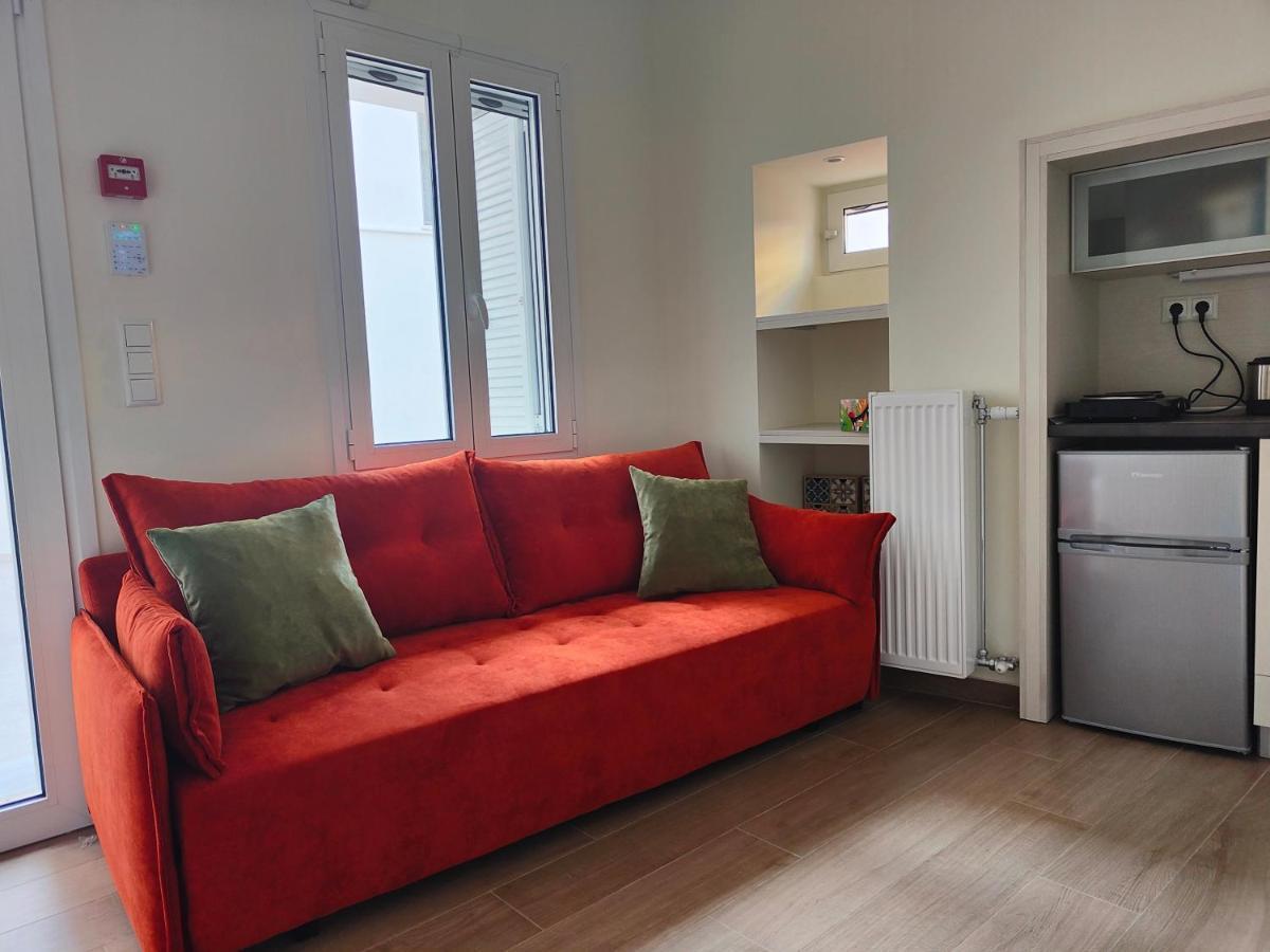 Litseli Apartment Атина Екстериор снимка